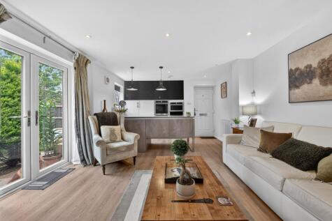 Bradfield Close, Guildford, Surrey, GU4