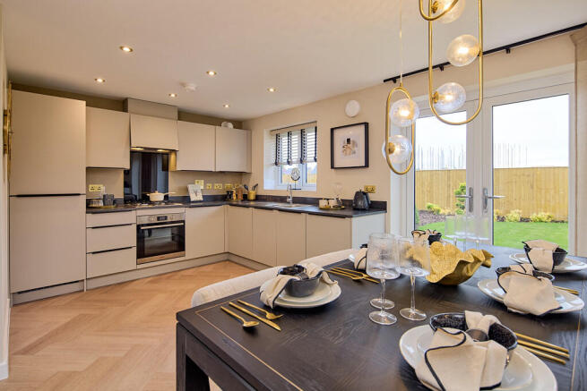 3 bed Semi-Detached for sale Image 4