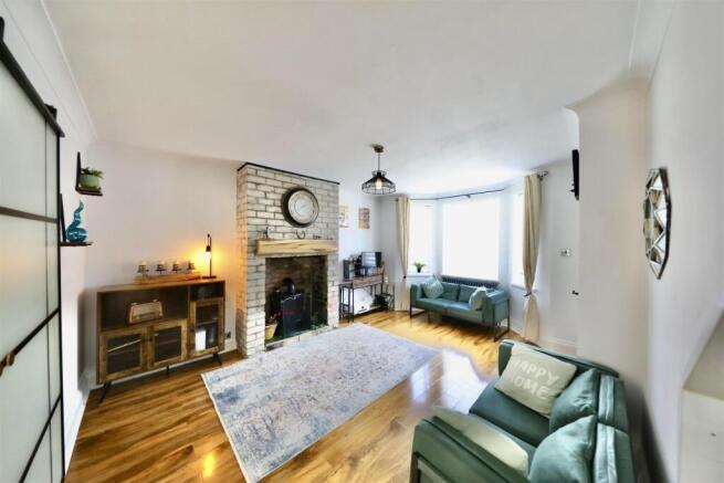 2 bed Terraced for sale Image 4