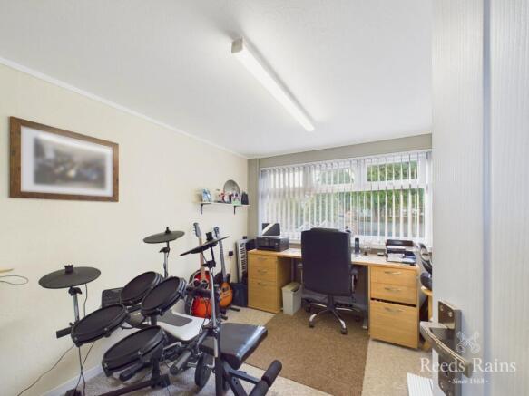 2 bed Bungalow for sale Image 10