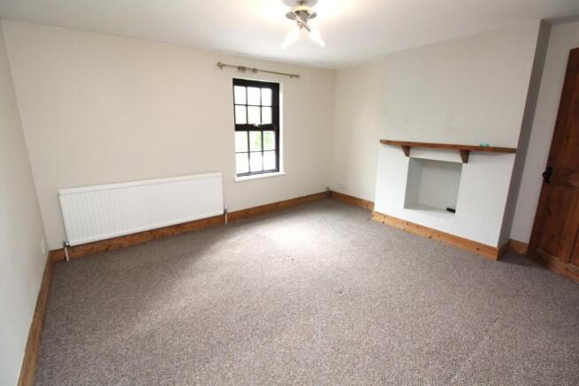 Master Bedroom2