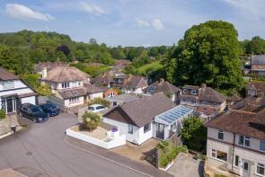 33 Glen Garrif, Upper Highfield, Sidmouth EX10 8XB