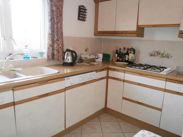 Photo 3