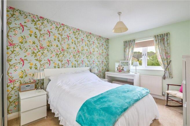 4 bed Semi-Detached for sale Image 8