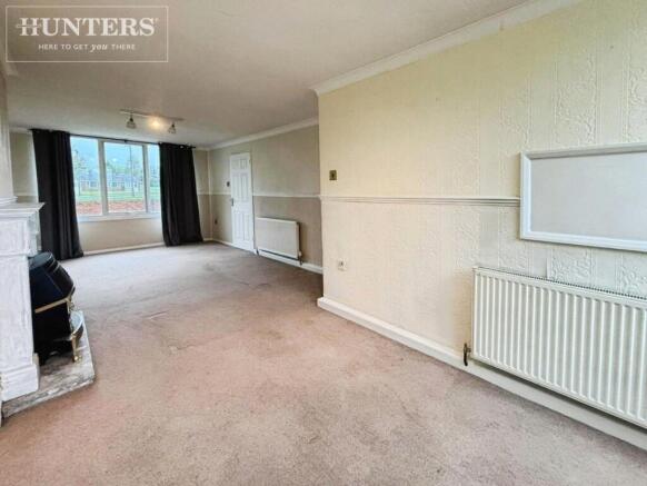 3 bed Semi-Detached for sale Image 4