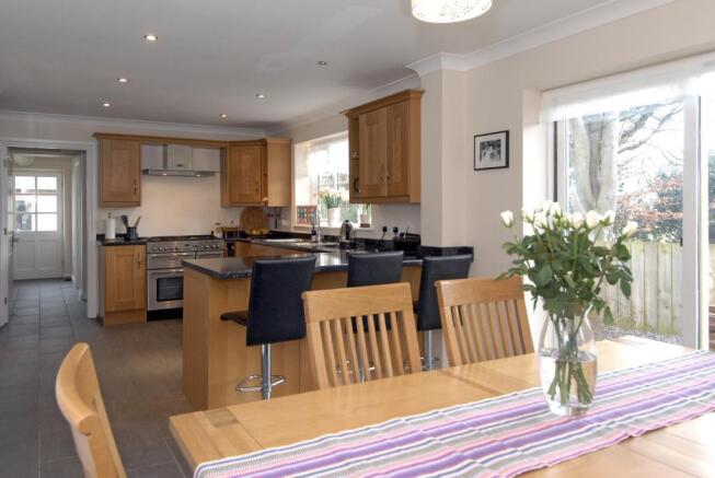 Kitchen / Dining Room