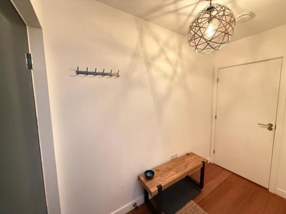 1 bed Flat to rent Image 11