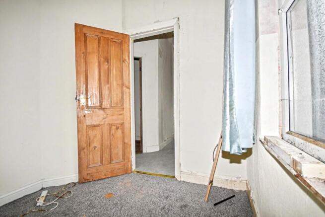 2 bed Terraced for sale Image 8
