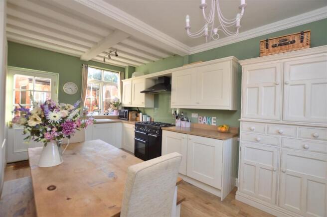 Kitchen/Dining Room