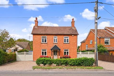 Scheduled Viewing Day Saturday 31st October - Substantial Village Home - Weston Turville