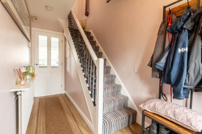 3 bed Semi-Detached for sale Image 9
