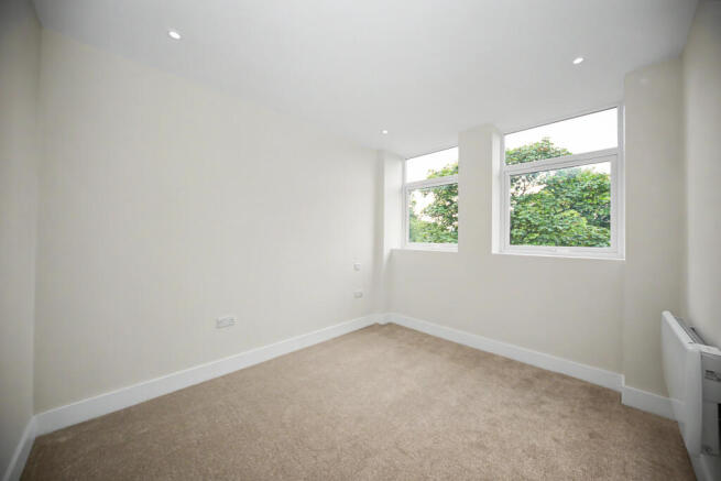 2 bed Apartment for sale Image 8