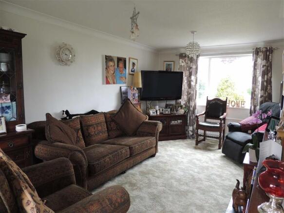 Living Room: