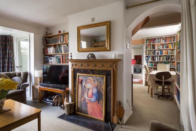 Living room 2.jpg