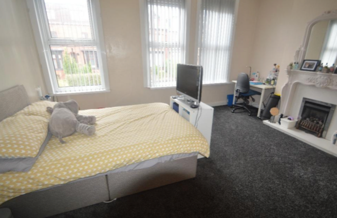 5 bed House to rent Image 11