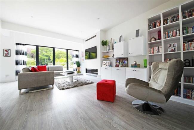 OPEN PLAN LIVING SPA