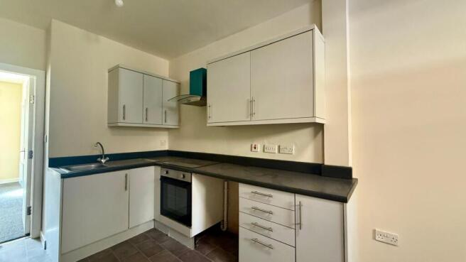 1 bed Apartment to rent Image 5