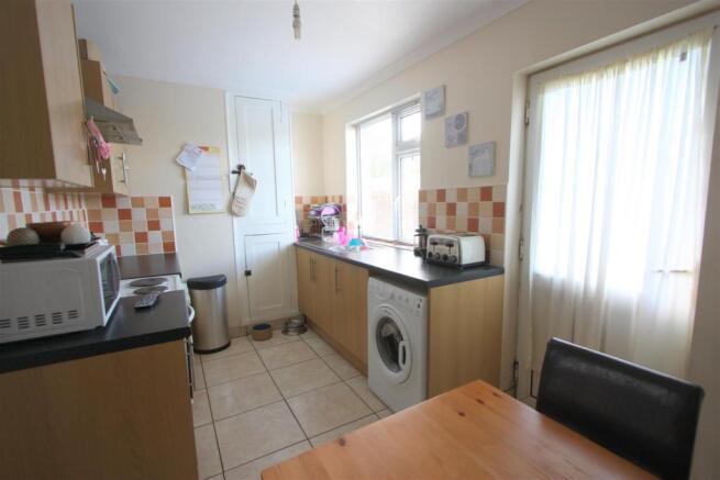 17 Mayfield Crescent