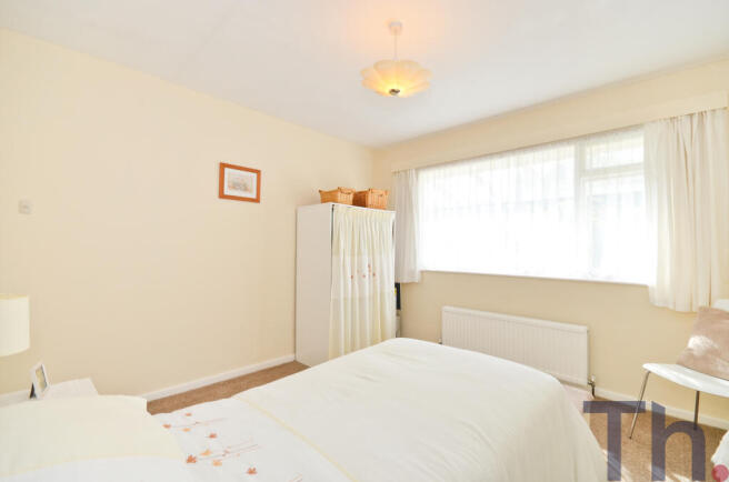 Bedroom 2 (3).JPG