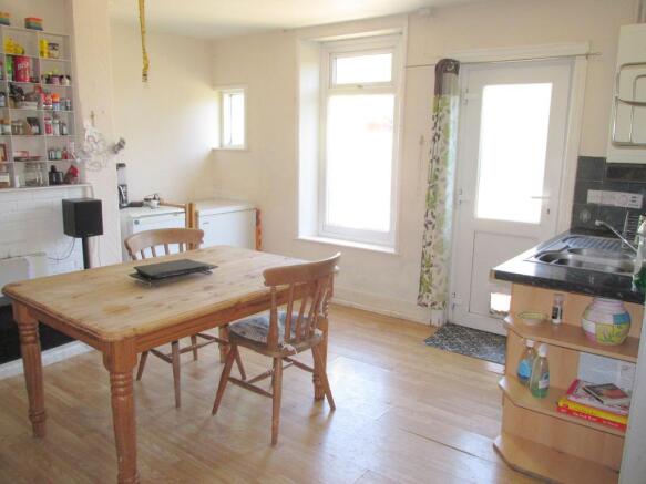 Kitchen/Dining Room