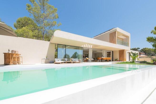 Exterior and Pool (2