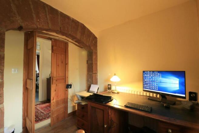 Photo 10
