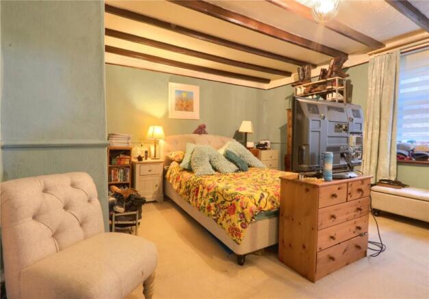 4 bed Terraced for sale Image 10