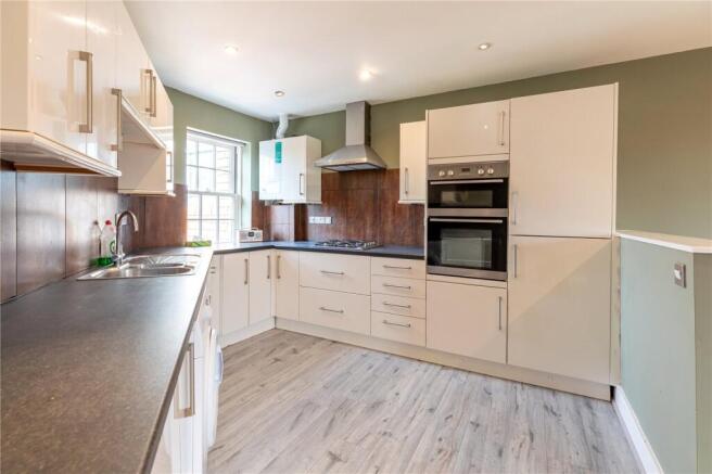 New Road, Marlborough, Wiltshire, SN8 photo 4