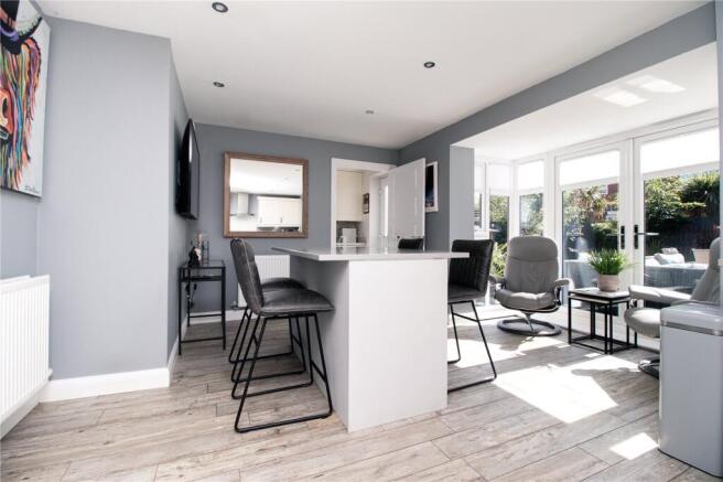 4 bed Detached for sale Image 7
