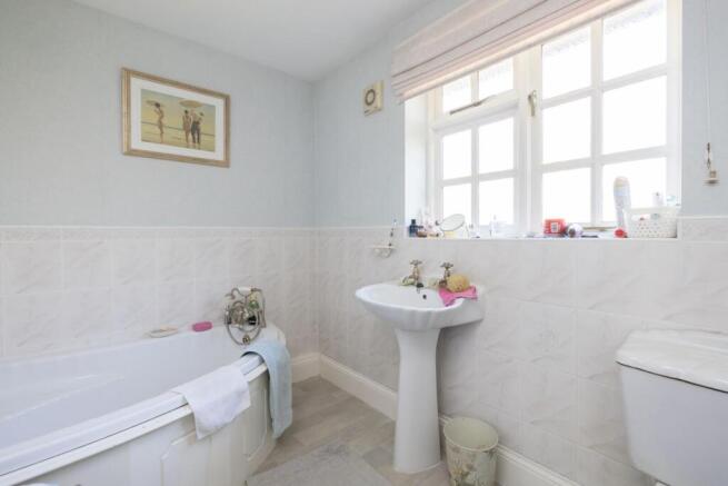 3 bed Detached for sale Image 8