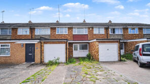 2, Andover Close, Uxbridge UB8 2XH