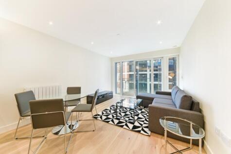 Duke Of Wellington Avenue, Woolwich, London, SE18