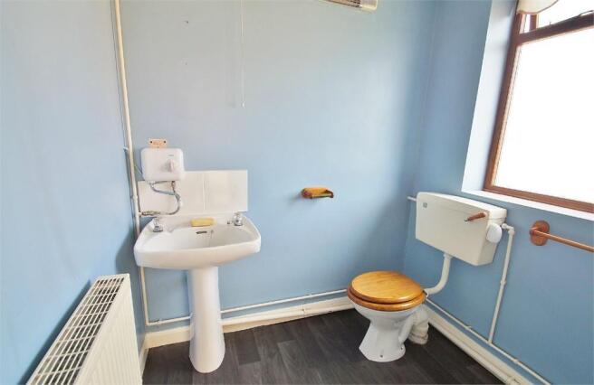 Photo 8