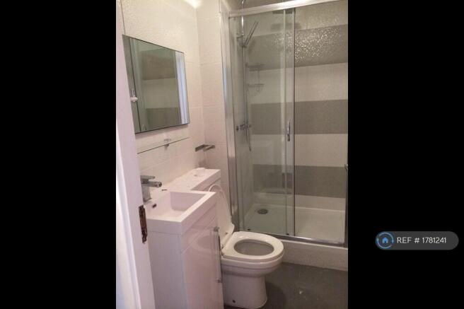Shower Room With Wc