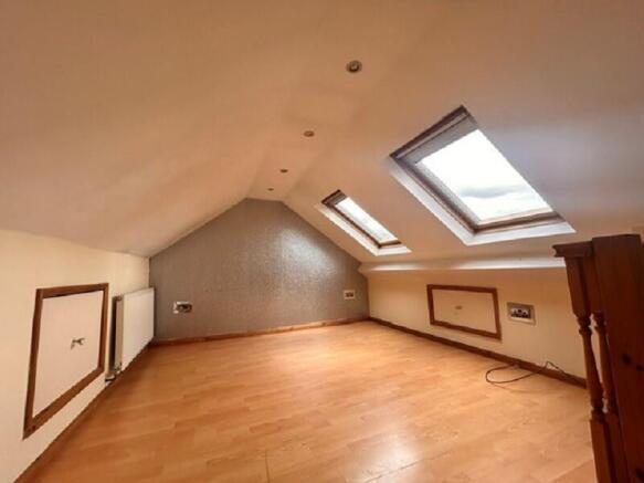 2 bed Terraced for sale Image 12