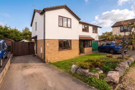 Mayflower Gardens, Nailsea