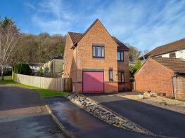 36, Lon Y Plas, Johnstown, Carmarthen SA31 3NJ