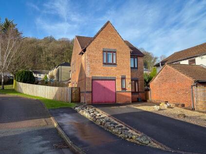 Lon Y Plas, Johnstown, Carmarthen