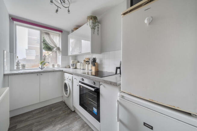 1424412-7-69aaa29...