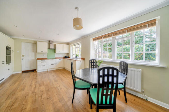 1423661-13-69b152...