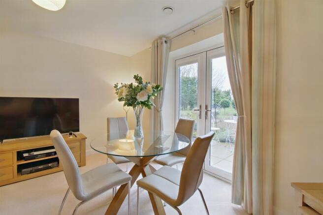 8542365-interior11-800.JPG