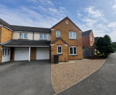 6, Kestrel Close, Leicester LE8 8DH