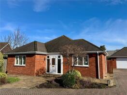 15, Appletree Close, New Milton BH25 6PA