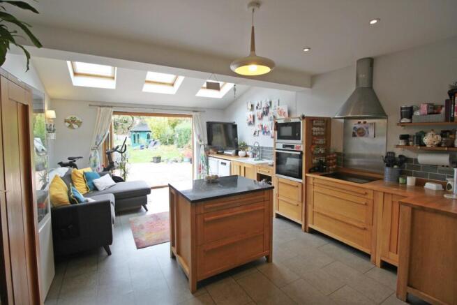 Kitchen 2 NNNNNNNN.JPG