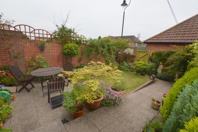 Photo 8