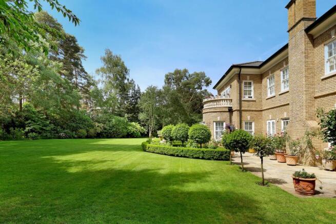 Firwood Road, Wentworth Estate photo 4