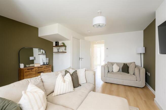 2 bed Terraced for sale Image 9