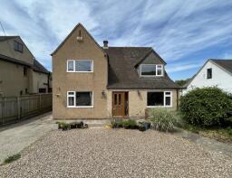Elsmont, Ash Road, Lightpill, Stroud GL5 3NZ