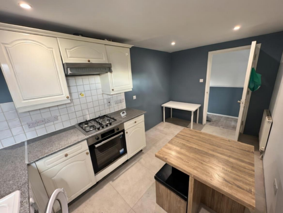 kitchen 1.png