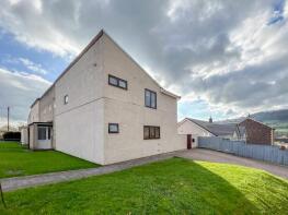 29, Chartist Court, Pontymister, Risca NP11 6LB